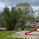 Au Bord De La Riviere Avec Terrasse, Internet Et Jardin - Fr-1-653-271 *