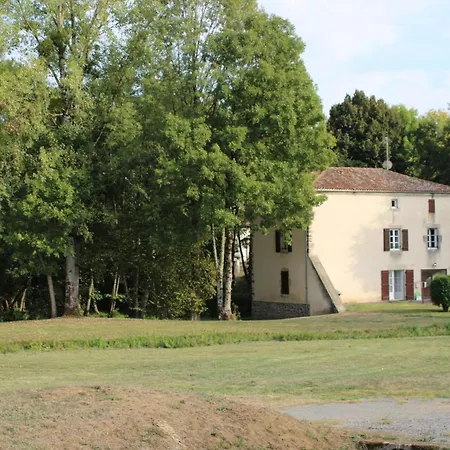 Holiday home Au Moulin: Confort Moderne Avec Terrasse Et Wifi - Fr-1-653-271