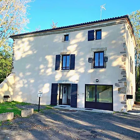 Holiday home Au Moulin: Confort Moderne Avec Terrasse Et Wifi - Fr-1-653-271 *