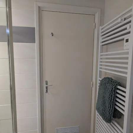 Tatil Evi Au Bord De La Riviere Avec Terrasse, Internet Et Jardin - Fr-1-653-271