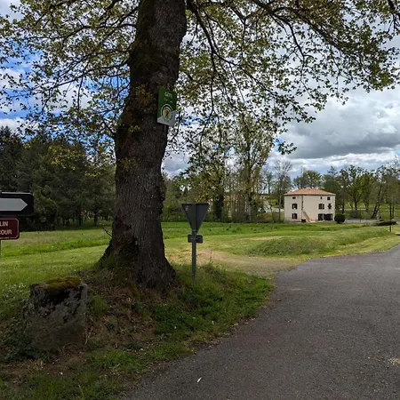 Au Bord De La Riviere Avec Terrasse, Internet Et Jardin - Fr-1-653-271 *