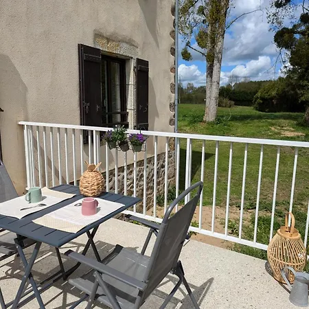 Au Bord De La Riviere Avec Terrasse, Internet Et Jardin - Fr-1-653-271 Saint-Maurice-des-Lions