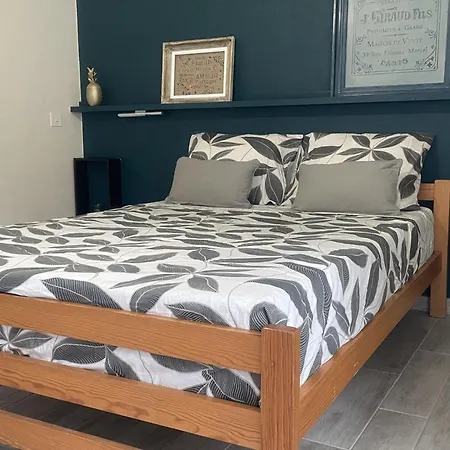 Au Bord De La Riviere Avec Terrasse, Internet Et Jardin - Fr-1-653-271 Saint-Maurice-des-Lions