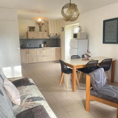 Au Bord De La Riviere Avec Terrasse, Internet Et Jardin - Fr-1-653-271 Дом отдыха *