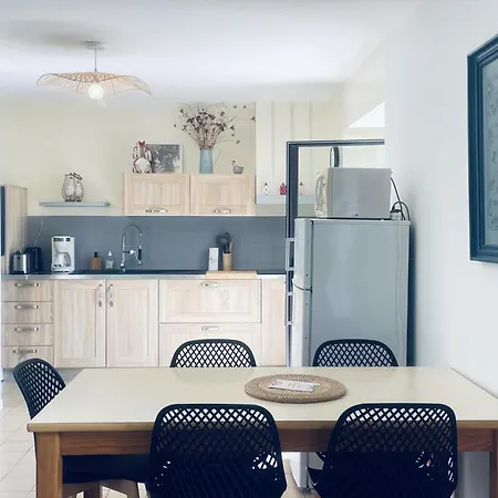 Au Bord De La Riviere Avec Terrasse, Internet Et Jardin - Fr-1-653-271 Saint-Maurice-des-Lions