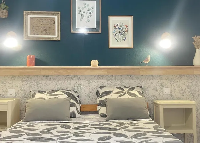 Au Bord De La Riviere Avec Terrasse, Internet Et Jardin - Fr-1-653-271 بيت للعطل