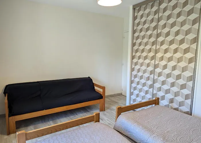 Au Bord De La Riviere Avec Terrasse, Internet Et Jardin - Fr-1-653-271 بيت للعطل