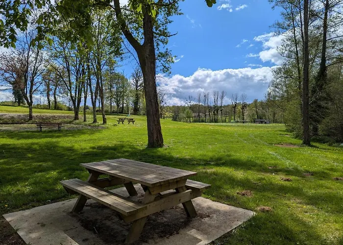 بيت للعطل Au Bord De La Riviere Avec Terrasse, Internet Et Jardin - Fr-1-653-271