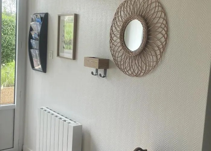 Au Bord De La Riviere Avec Terrasse, Internet Et Jardin - Fr-1-653-271 Saint-Maurice-des-Lions