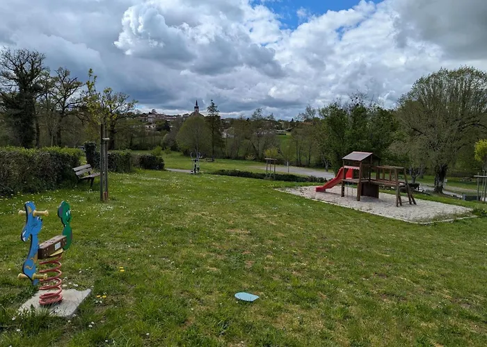 Au Bord De La Riviere Avec Terrasse, Internet Et Jardin - Fr-1-653-271 بيت للعطل